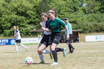 Bild 83 - wBJ TuRa Meldorf/Buesum - JFV Luebeck : Ergebnis: 1:0